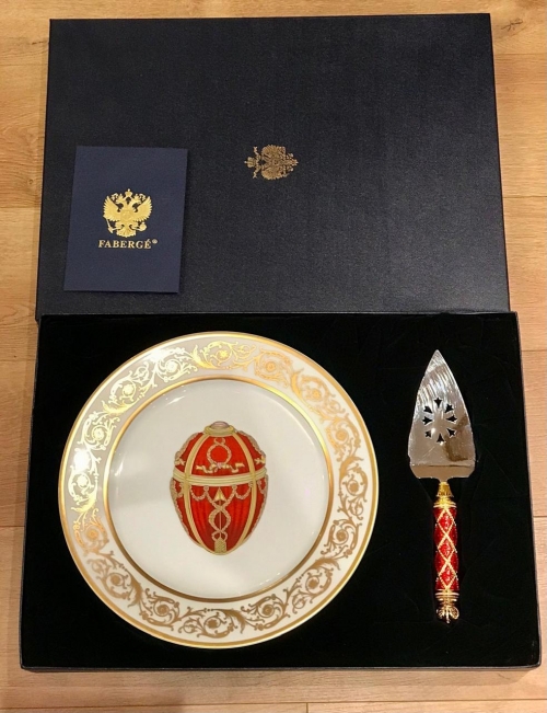 Набор Faberge для подачи торта Франция